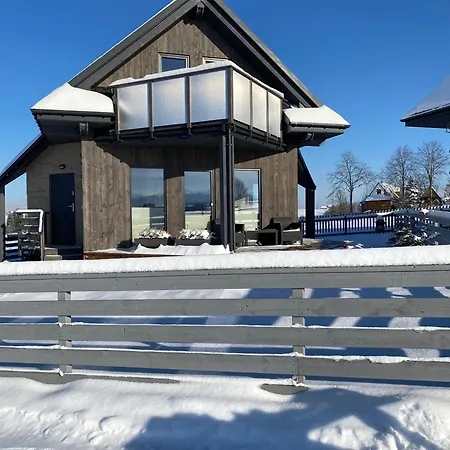 Villa Kanylosek Luksusowe Drewniane Czerwienne